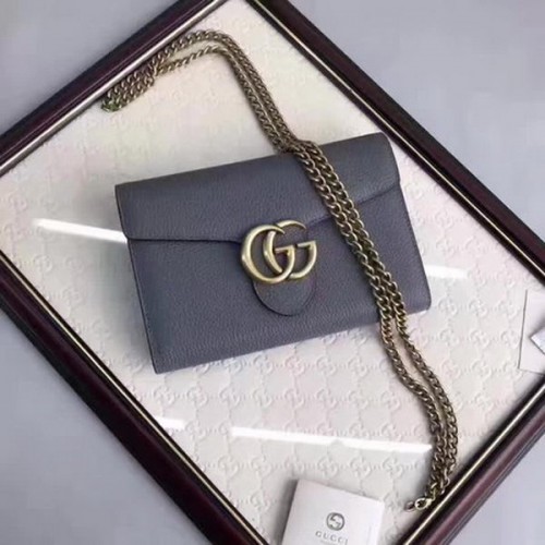 Gucci GG Marmont Mini-Kettentasche aus Leder 401232 Grau