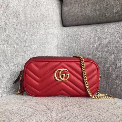 Gucci GG Marmont Mini-Kettentasche 546581 rot
