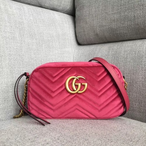 Gucci GG Marmont Kleine Umhängetasche aus Samt 447632 Rose