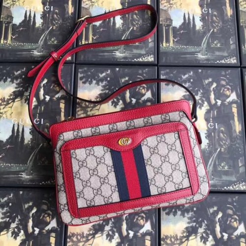 Gucci GG Supreme kleine Umhängetasche 523354 rot