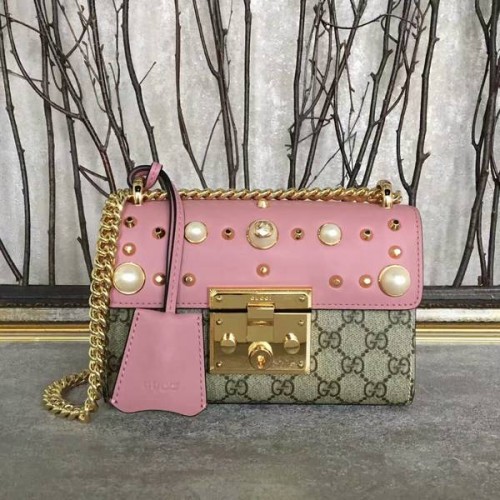 Gucci Schultertasche aus Leder mit Vorhängeschloss und Nieten 432182A Rosa
