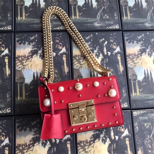 Gucci Padlock kleine GG Pearl Umhängetasche 409487 rot