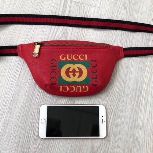 Kleine Gürteltasche mit Gucci-Print 527792 rot