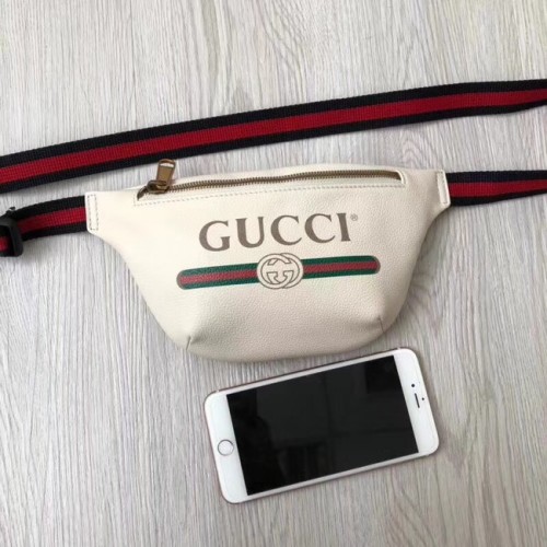 Kleine Gürteltasche mit Gucci-Print 527792 weiß