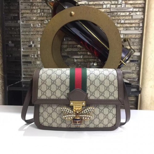 Gucci Queen Margaret GG Supreme mittelgroße Umhängetasche 524356 braun