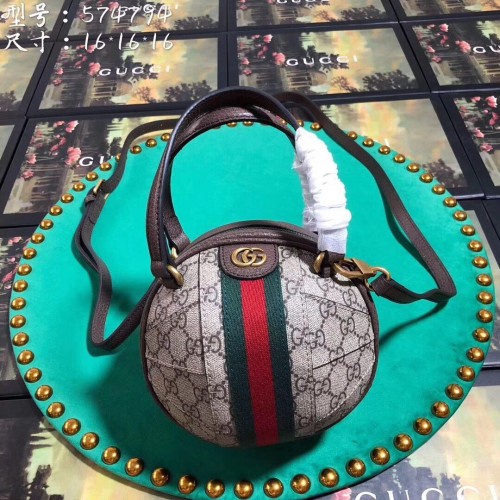 Gucci Queen Margaret GG kleine Henkeltasche 574749