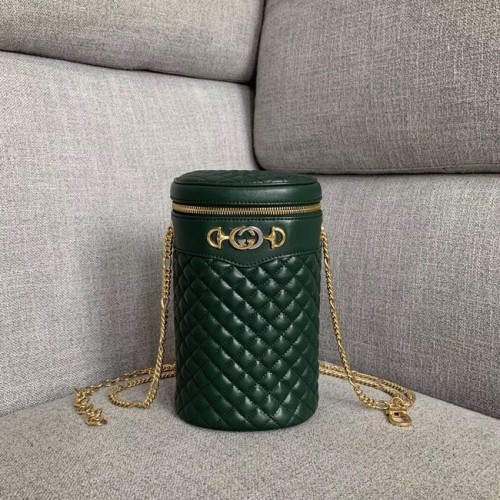 Gucci Gürteltasche aus gestepptem Leder 572298 grün