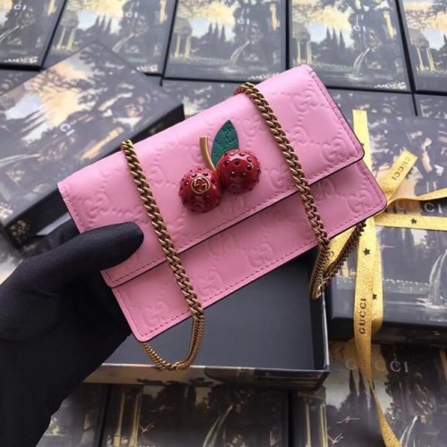 Gucci Signature Minitasche mit Kirschen 481291 rosa