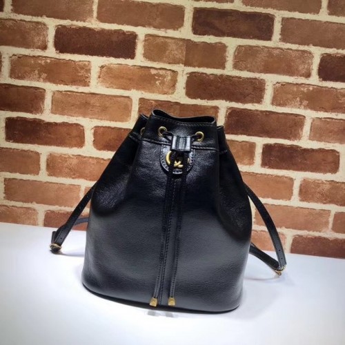 Gucci mittelgroßer Bucket-Rucksack 550189 schwarz
