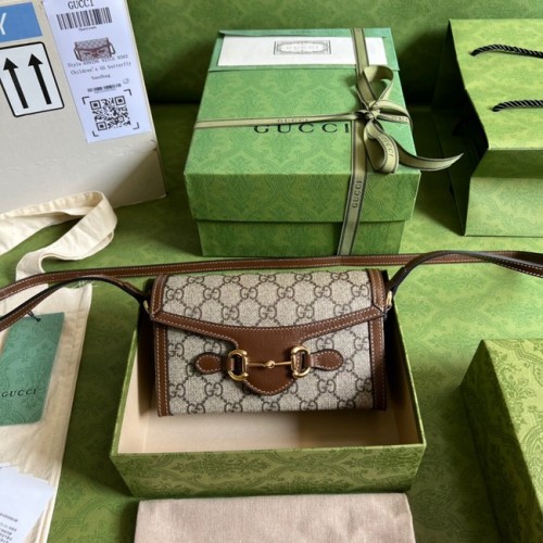 Gucci Umhängetasche mit Interlocking G 699296 braun