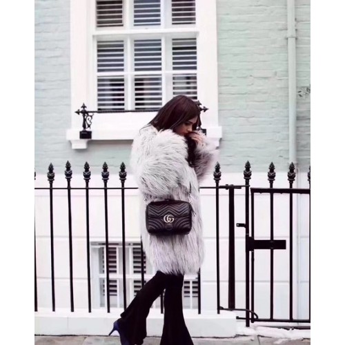 Gucci GG Marmont Kleine Umhängetasche 498100 Schwarz