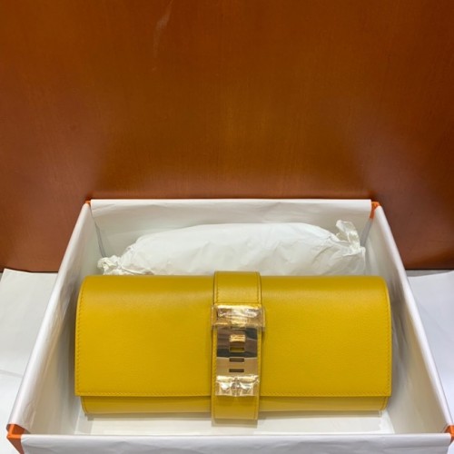 Hermes H Medor Swift Leather Clutch 37566 Gelb & Gold-Hardware