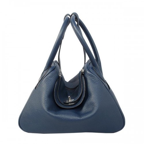 Hermes Lindy 30CM Dunkelblaue Umhängetasche aus genarbtem Leder in Havanna