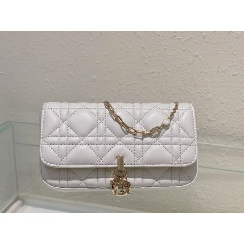 LADY DIOR HANDYTASCHE Cannage Lammleder S0977O weiß