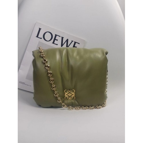 Loewe Puffer Goya Original Schaffell Ledertasche 9801 Grün