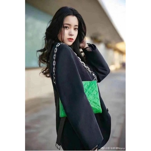 Louis Vuitton COUSSIN PM M57793 grün