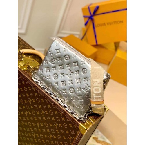 Louis Vuitton COUSSIN PM M57793 Silber