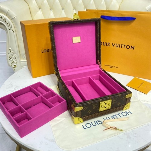 Louis Vuitton NICE SCHMUCKETUI M44185 Orchidee Lila