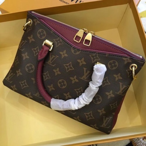 Louis Vuitton Original Monogram Canvas Pallas M42961 Wein