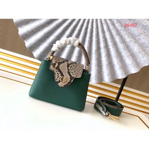 Louis Vuitton Original Taurillon Leder CAPUCINES BB M95509 grün