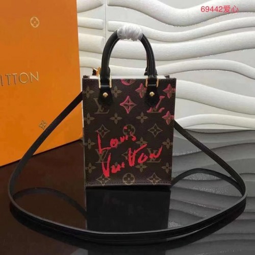 Louis Vuitton PETIT SAC PLAT M69442 schwarz