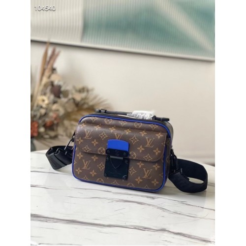 Louis Vuitton S LOCK SLING BAG M45864 Marineblau