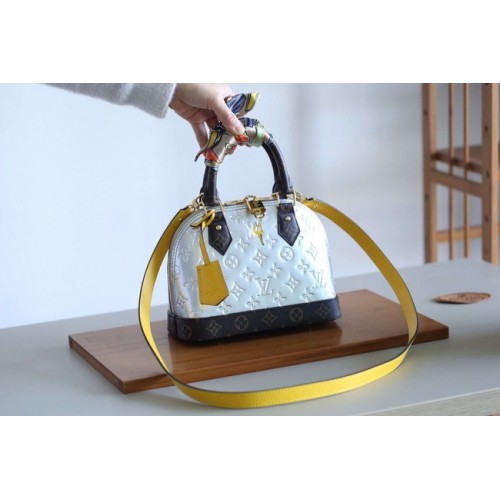 Louis Vuitton Original Monogam Lack Alma BB M44389 Silber
