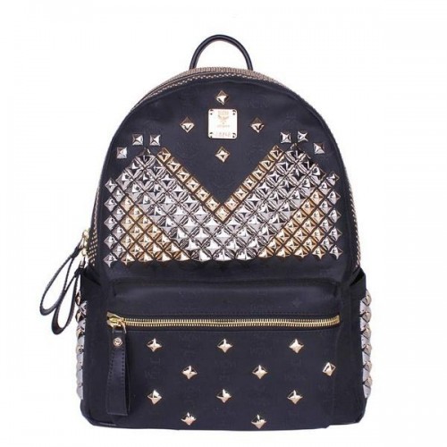 MCM Medium Stark Studs Rucksack MC4237 Schwarz