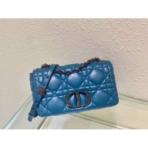 MITTLERE DIOR CARO TASCHE Farbverlauf Cannage Lammleder M9242WN blau