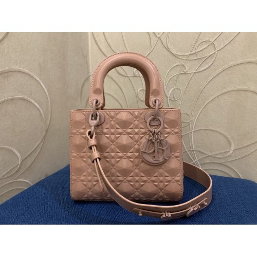 MITTLERE LADY DIOR TASCHE Cannage Kalbsleder C2813 rosa