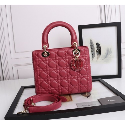 MITTLERE LADY DIOR TASCHE Cannage Lammleder M0565E rot