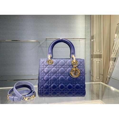 MITTLERE LADY DIOR TASCHE Gradient Cannage Lammleder M0565OS blau