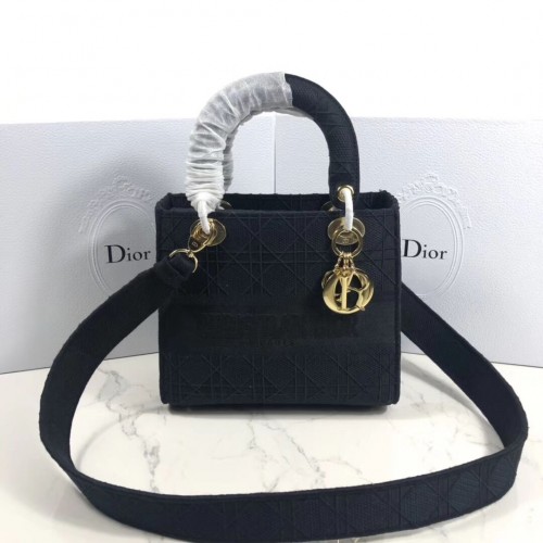 LADY DIOR TRAGETASCHE AUS BESTICKTEM CANVAS C4532 schwarz