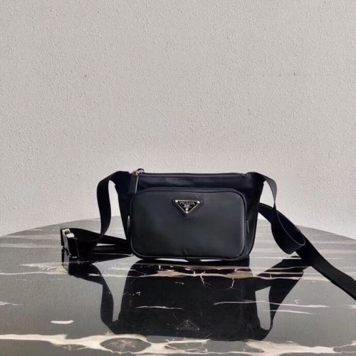 Prada Minitasche aus gebürstetem Leder 2VD128 schwarz