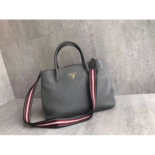Prada Kalbsledertasche BN1579 grau