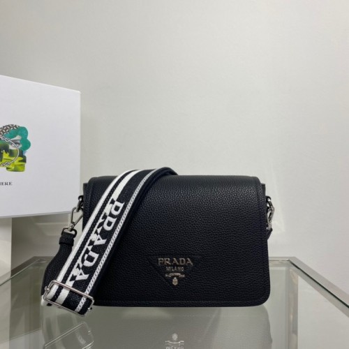 Prada Ledertasche mit Schultergurt 1BD314 schwarz
