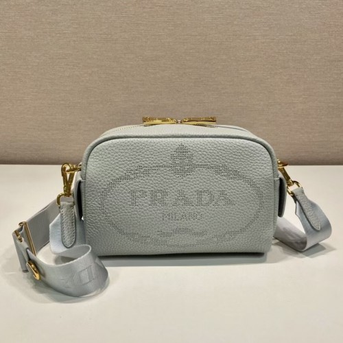 Prada Ledertasche mit Schultergurt 1DH781 hellblau