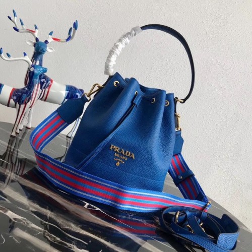 Prada Beuteltasche aus Leder 1BE018 blau