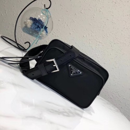 Prada Gürteltasche aus Nylon und Leder 1BL010 schwarz