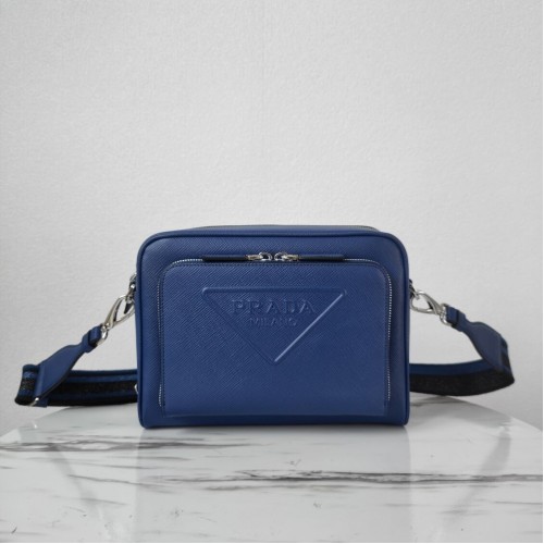 Prada Re-Edition 2005 Tasche aus Saffiano-Leder 2HD052 blau