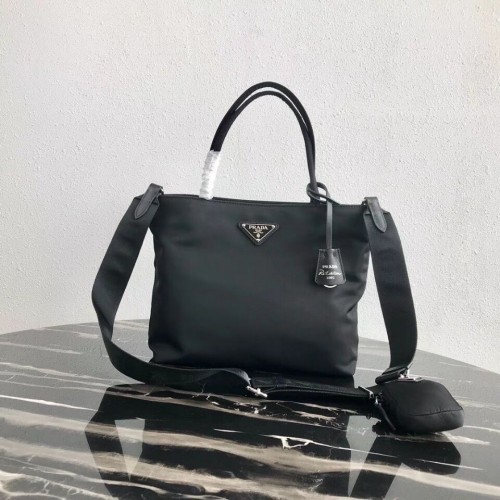 Prada Re-Edition Nylon Tragetasche 1BG320 Schwarz