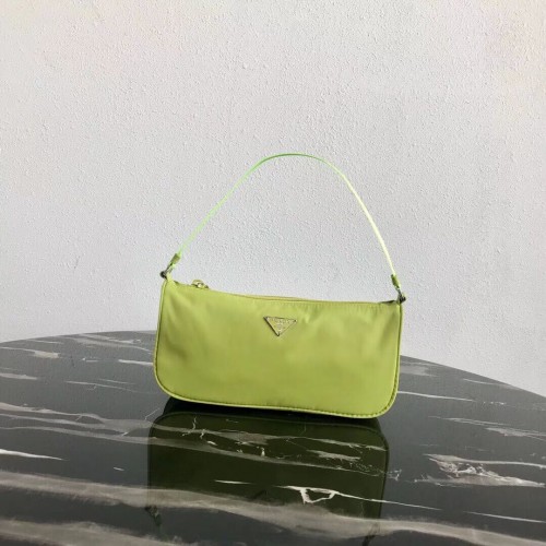 Prada Re-Edition Nylon Tragetasche 1N1419 grün