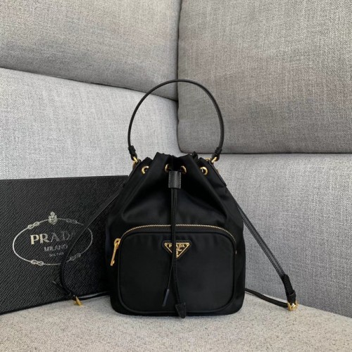 Prada Re-Edition Nylon Tragetasche 81166 schwarz