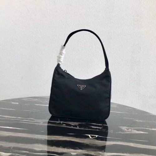 Prada Re-Edition Nylon Tragetasche MV519 schwarz