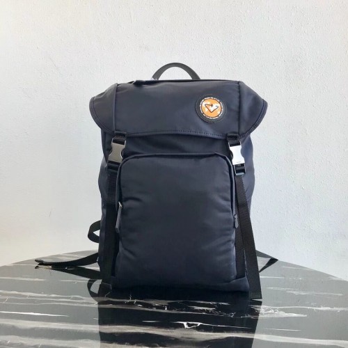 Prada Re-Nylon Rucksack 2VZ135 schwarz&orange