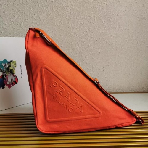 Prada Re-Nylon große Umhängetasche 2EV077 orange