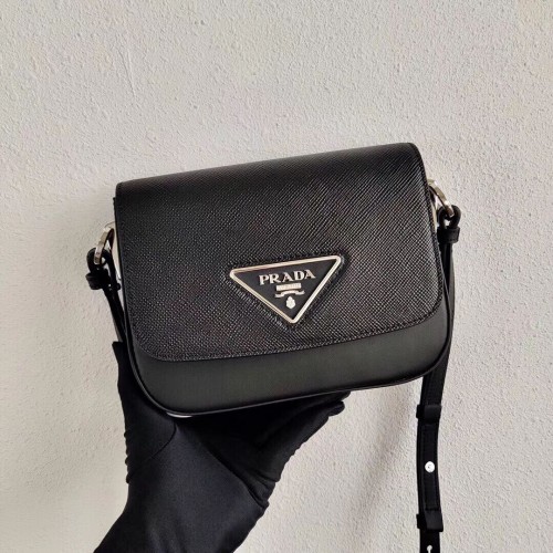 Prada Mini-Schultertasche aus Saffiano-Leder 2BD249 schwarz