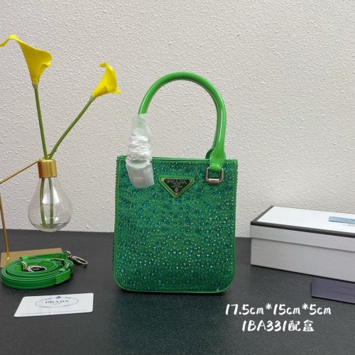 Prada kleine Tasche aus Leder mit künstlichen Kristallen Tote 1BC331 Grün