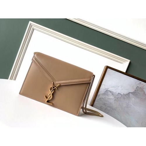 SAINT LAURENT Cassandra Schultertasche aus Leder 532750 Kamel