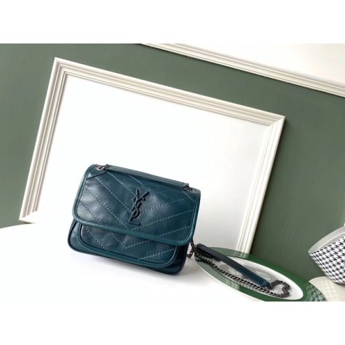 SAINT LAURENT Medium Niki Schultertasche aus Leder 61060 himmelblau